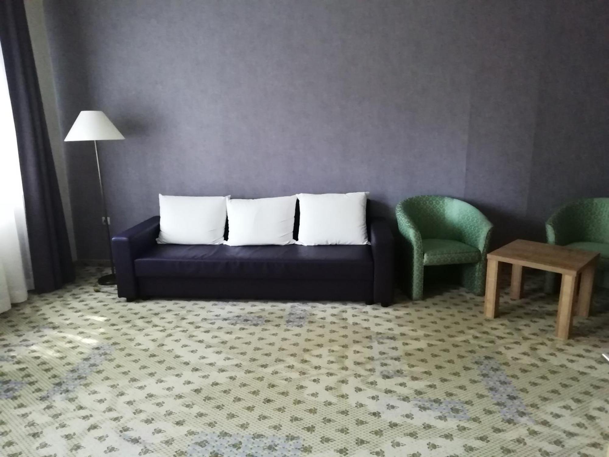 Batthyany Kuria Hotel Zalacsány Buitenkant foto